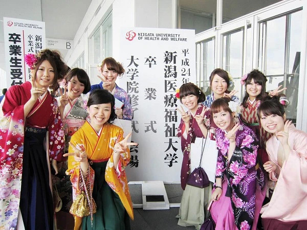fAOhh80sg-co-nen-du-hoc-nhat-ban-bia