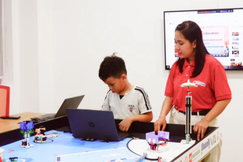 hoc-robotics-theo-phuong-phap-steam-1