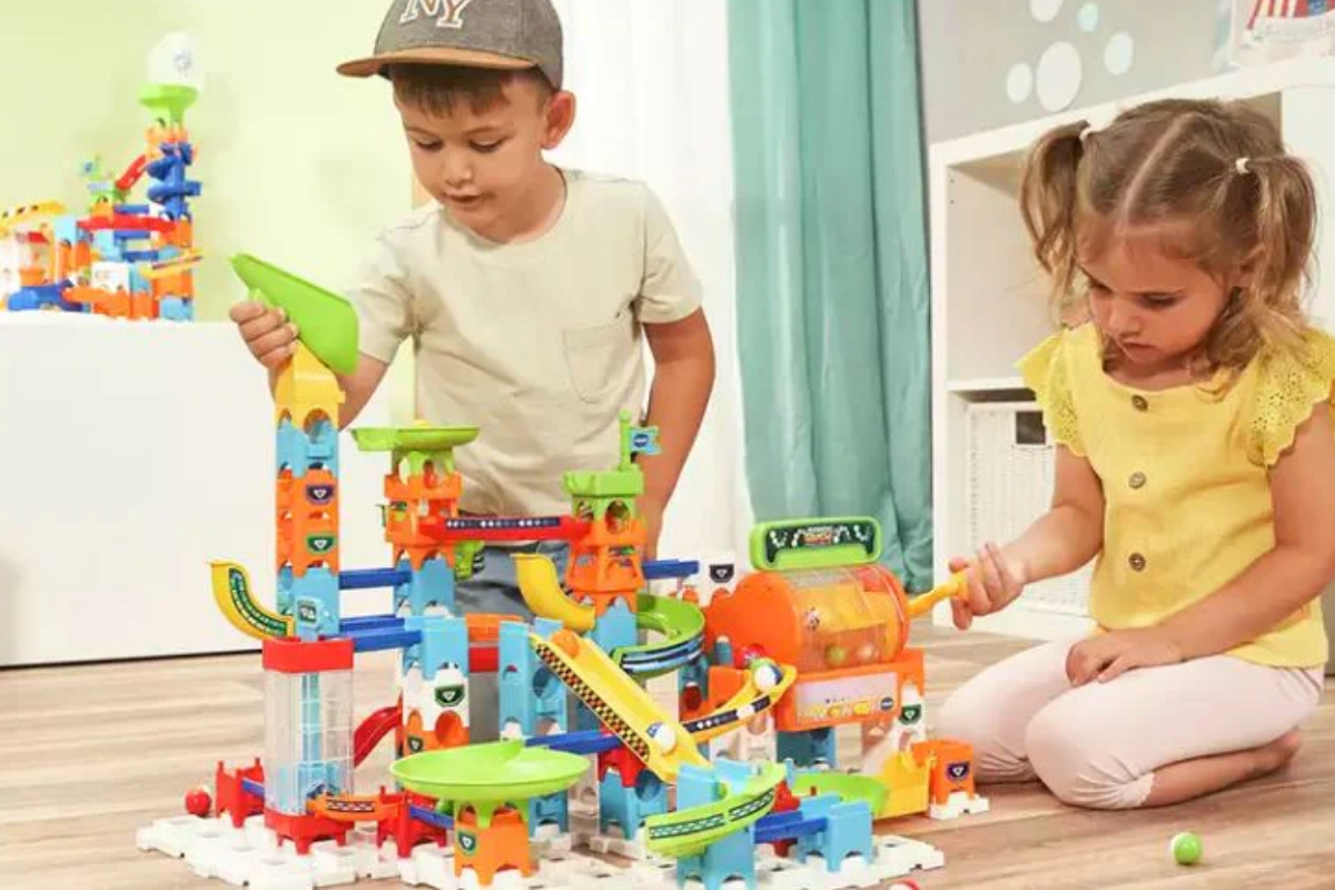 lua-chon-do-choi-cong-nghe-phu-hop-cho-tre-nho-thoi-4-0